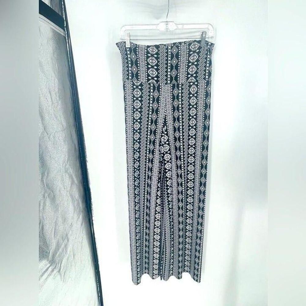 Joyce, Lesslie wide leg pants, size large, black, and white